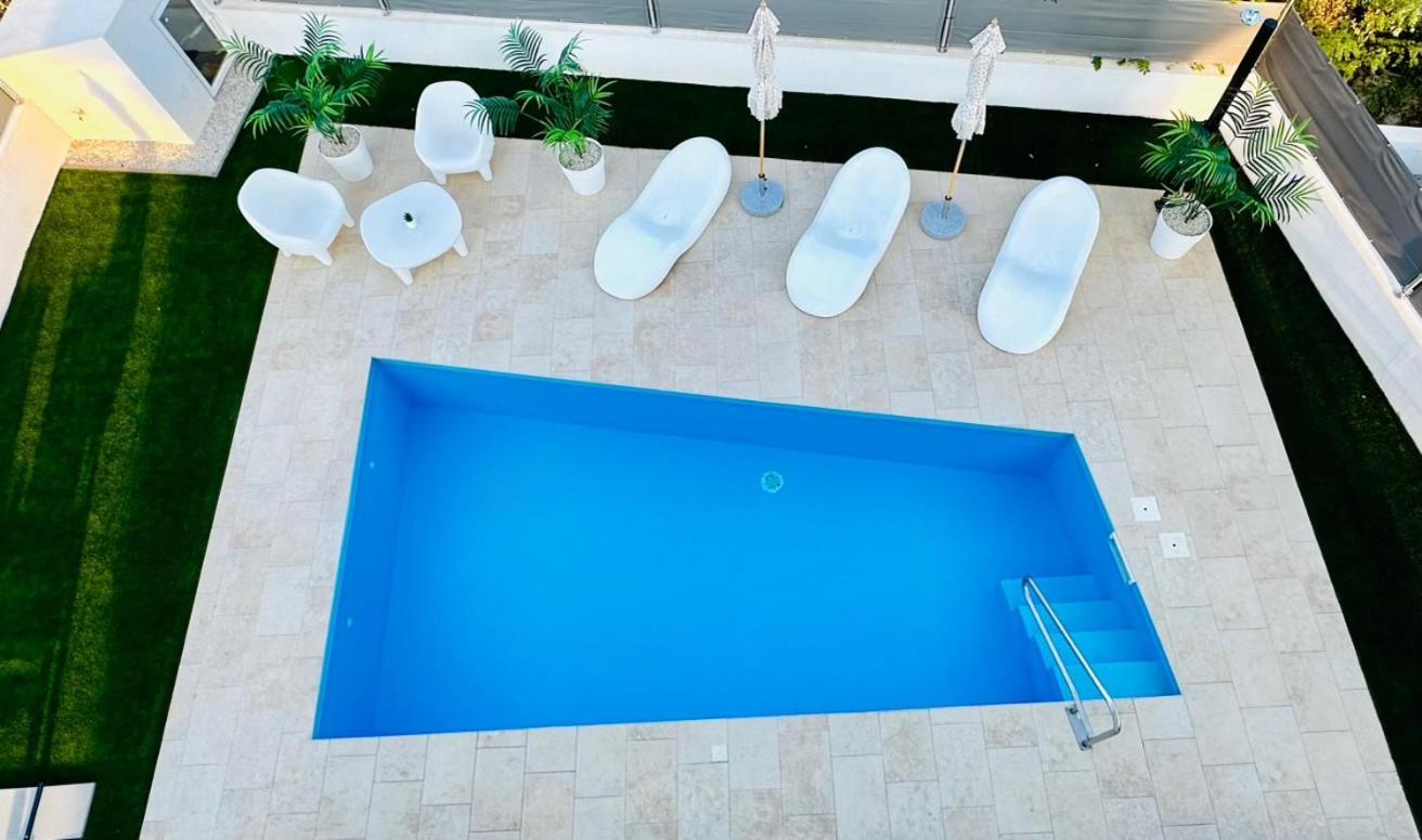 New Exclusive With Garden And Private Pool Near The Sea Apartamento *